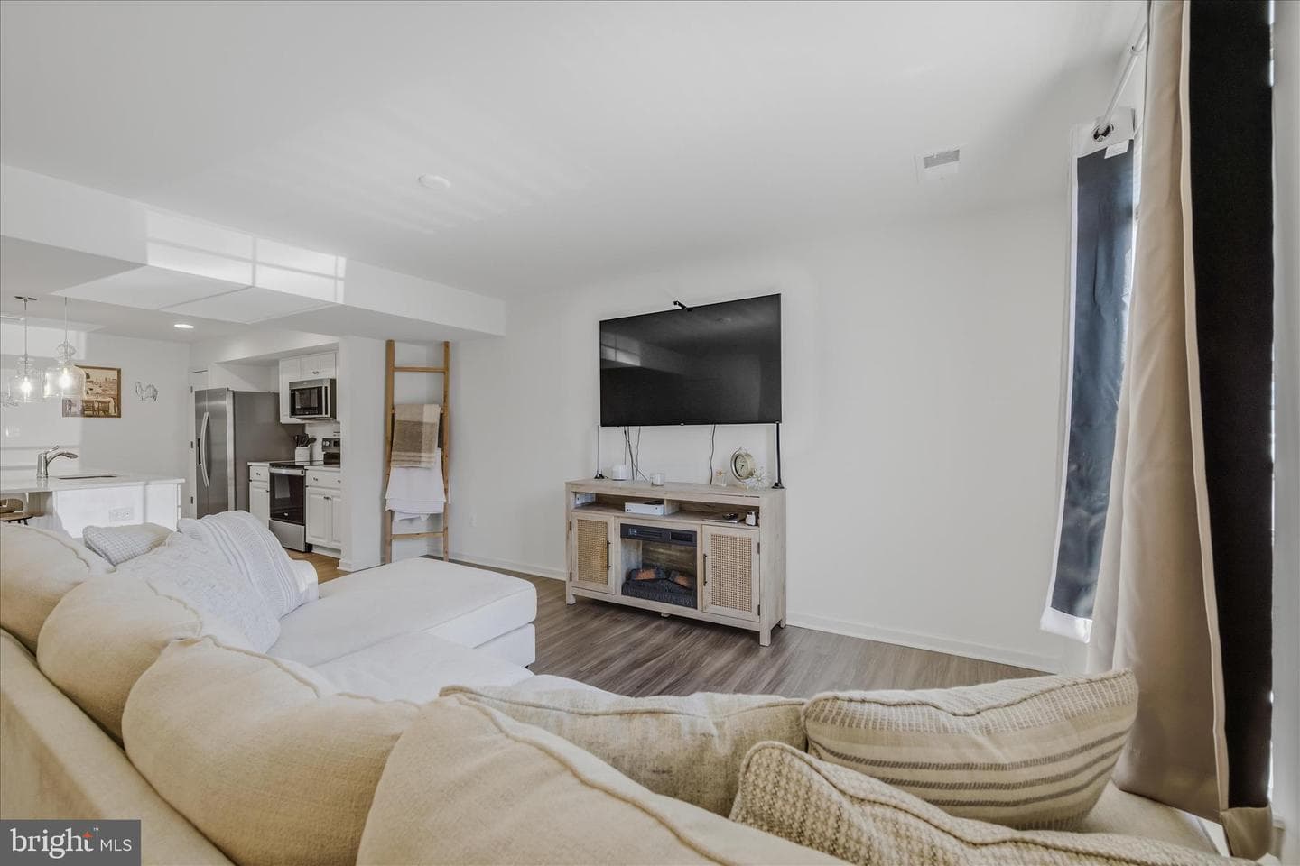 28 Gentle Breeze Drive photo 7