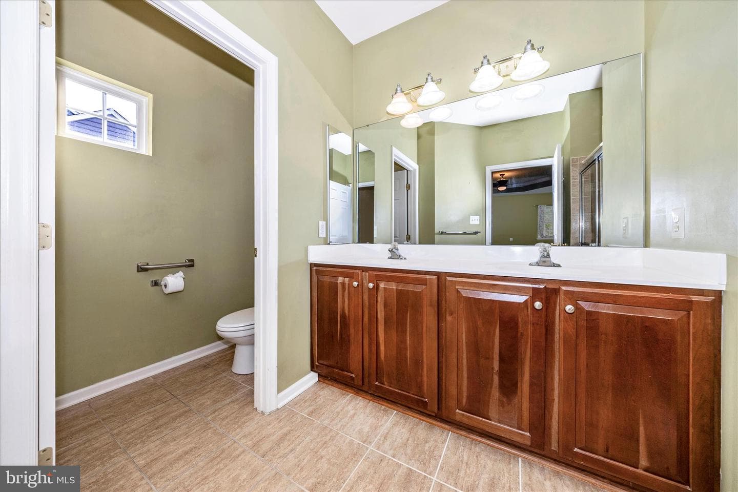250 Dinwiddie Way photo 20