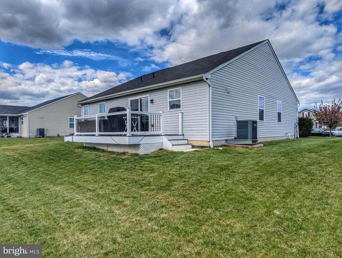 130 Norfolk Lane photo 5