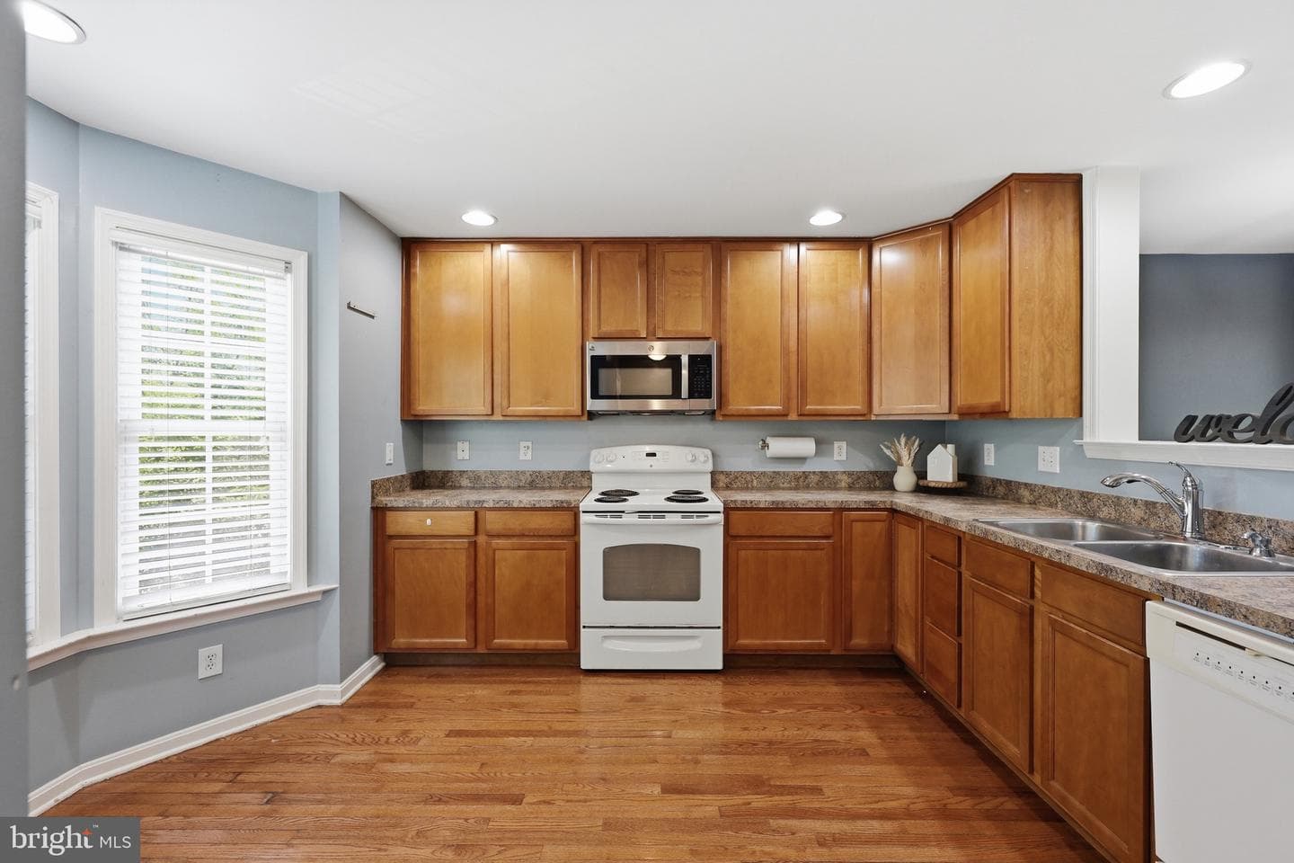 49 Teague Lane photo 6