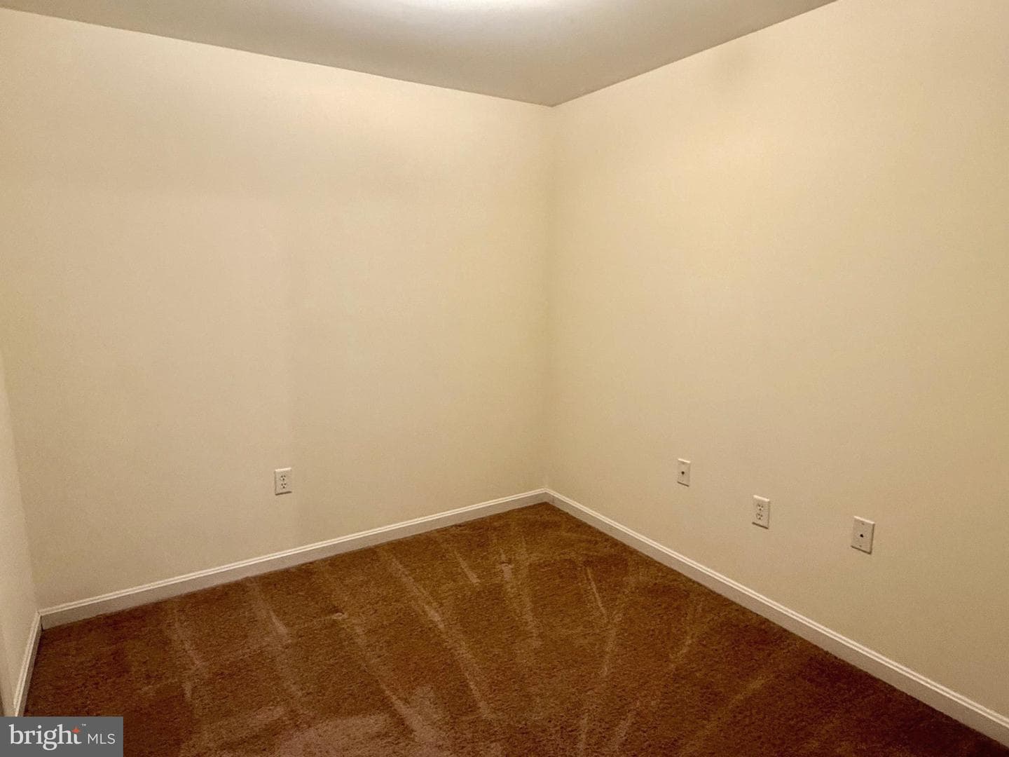 110 Pacific Boulevard photo 29