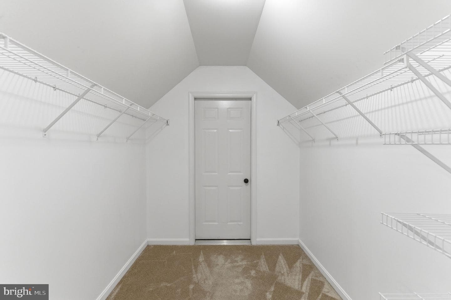 336 Zenith Drive photo 13