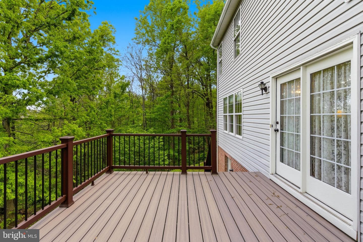 336 Zenith Drive photo 32