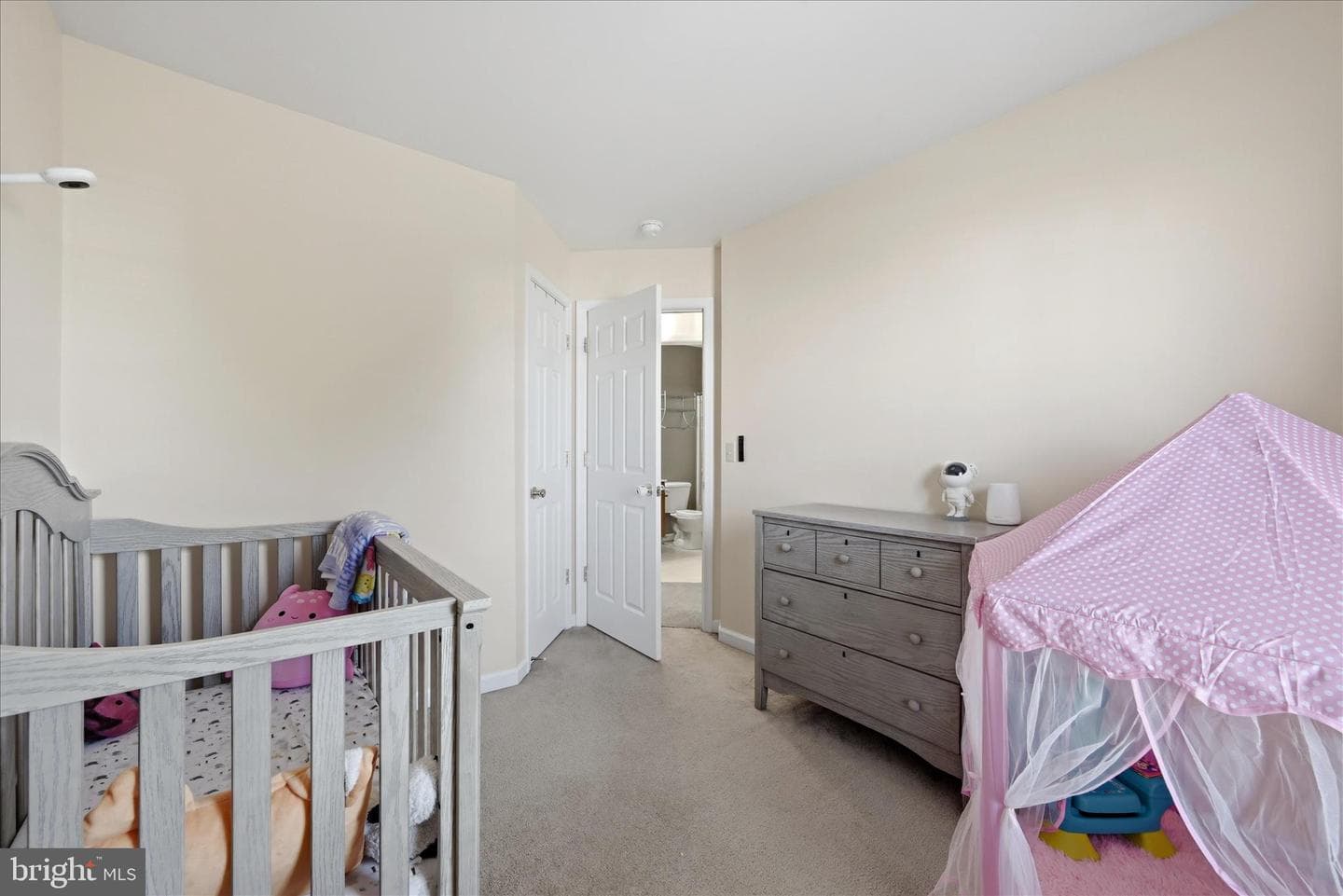 860 Marquette Drive photo 20