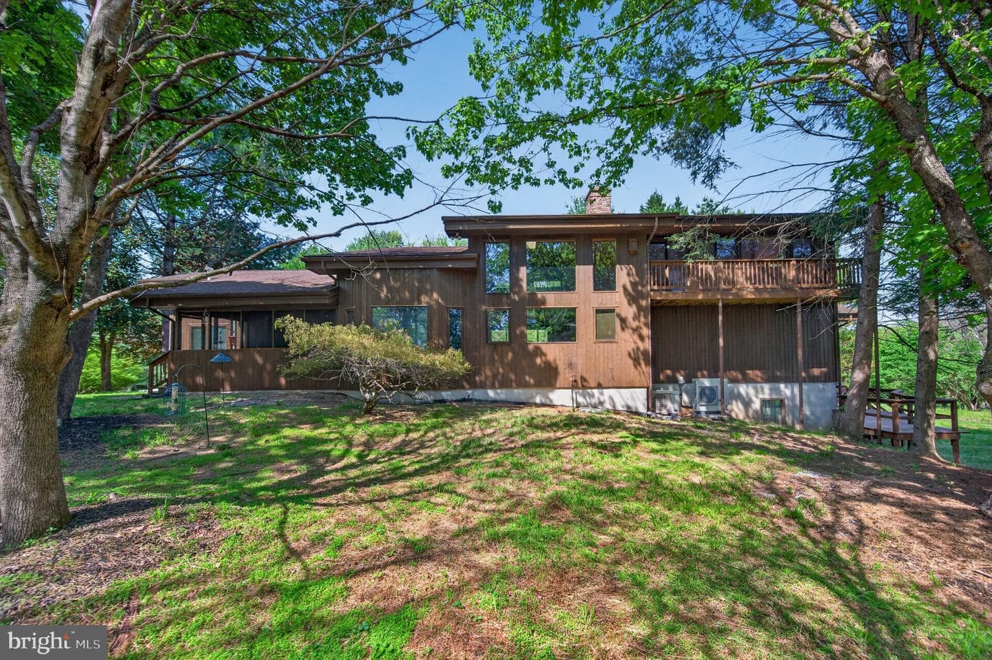 648 Abbie Lane photo 11