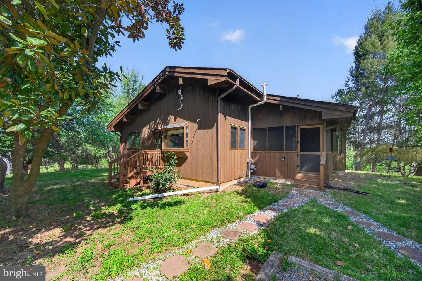648 Abbie Lane photo 12