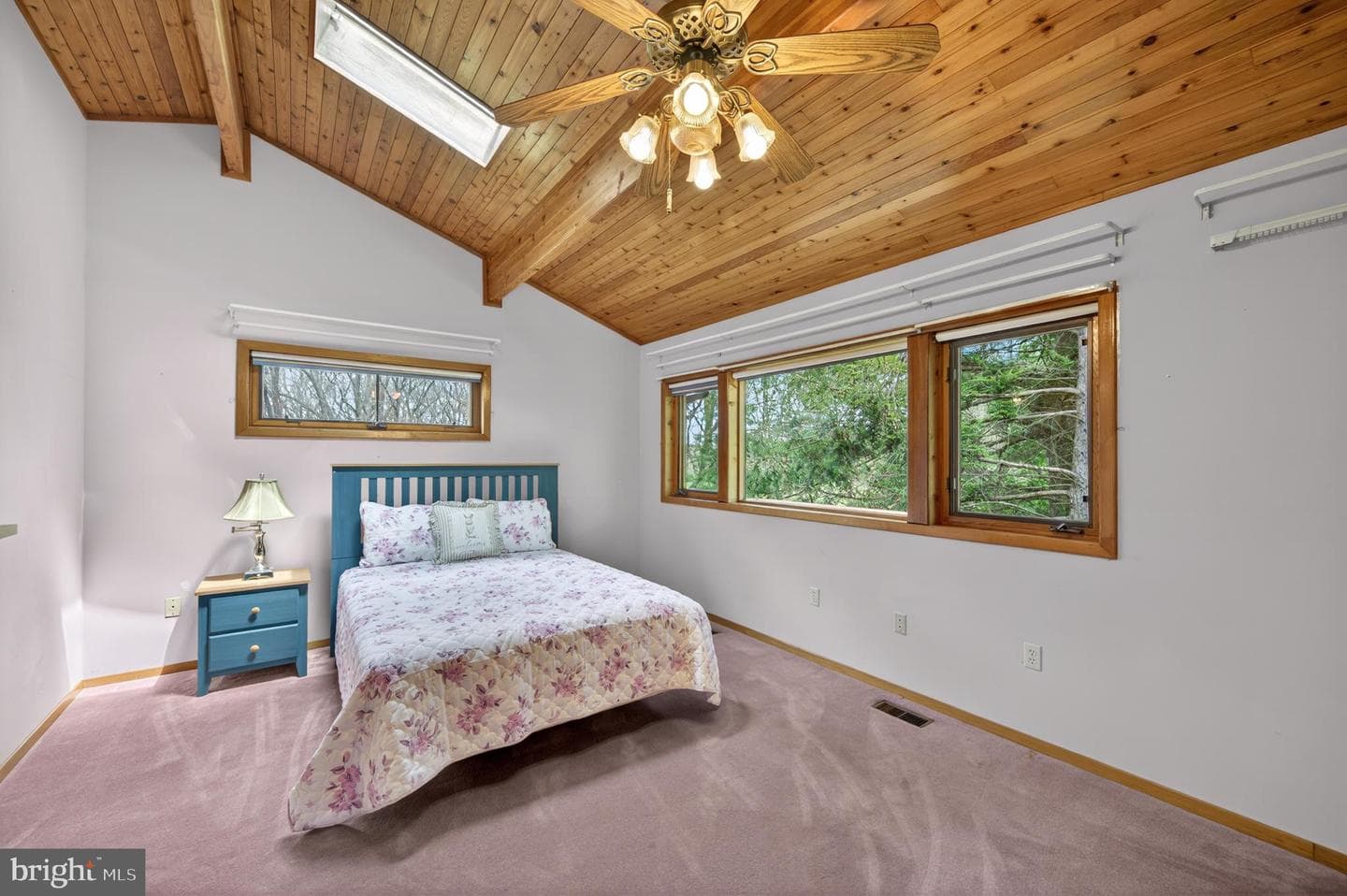 648 Abbie Lane photo 31