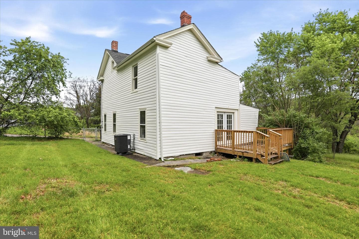 604 E Stephen Street photo 33