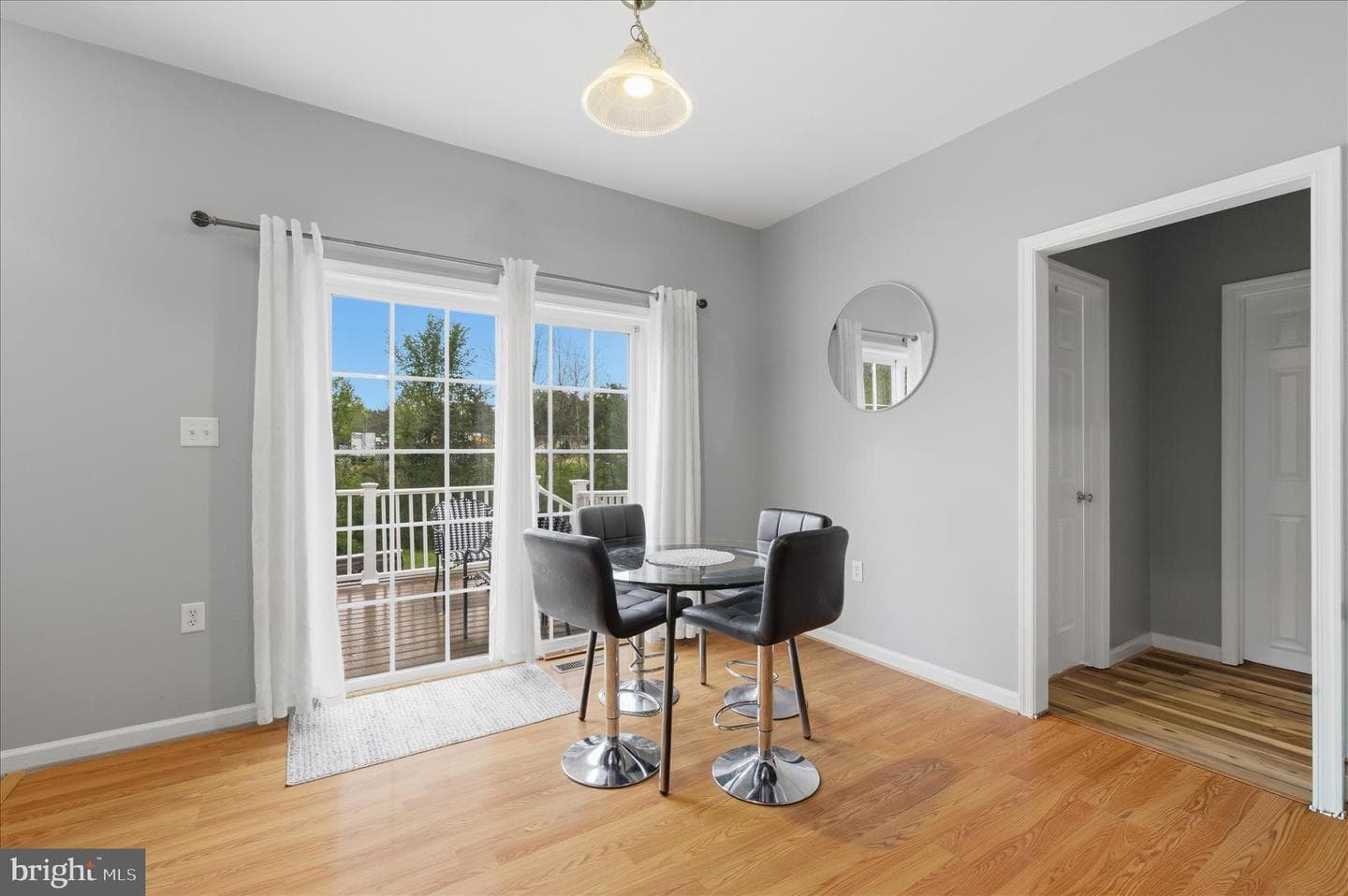 46 Willowby Court photo 18