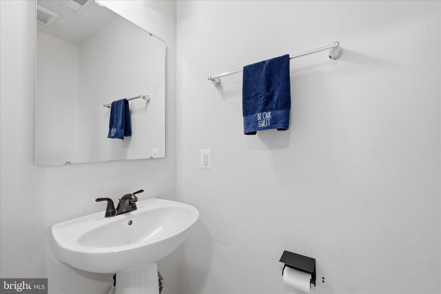 52 Shrewsbury Drive photo 18