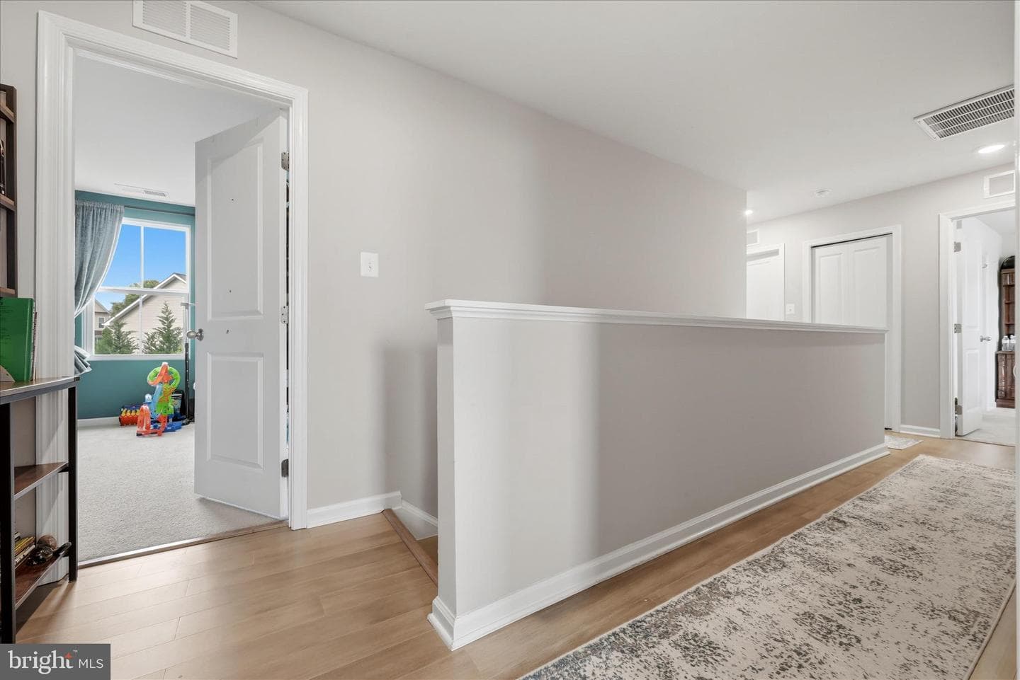 52 Shrewsbury Drive photo 20