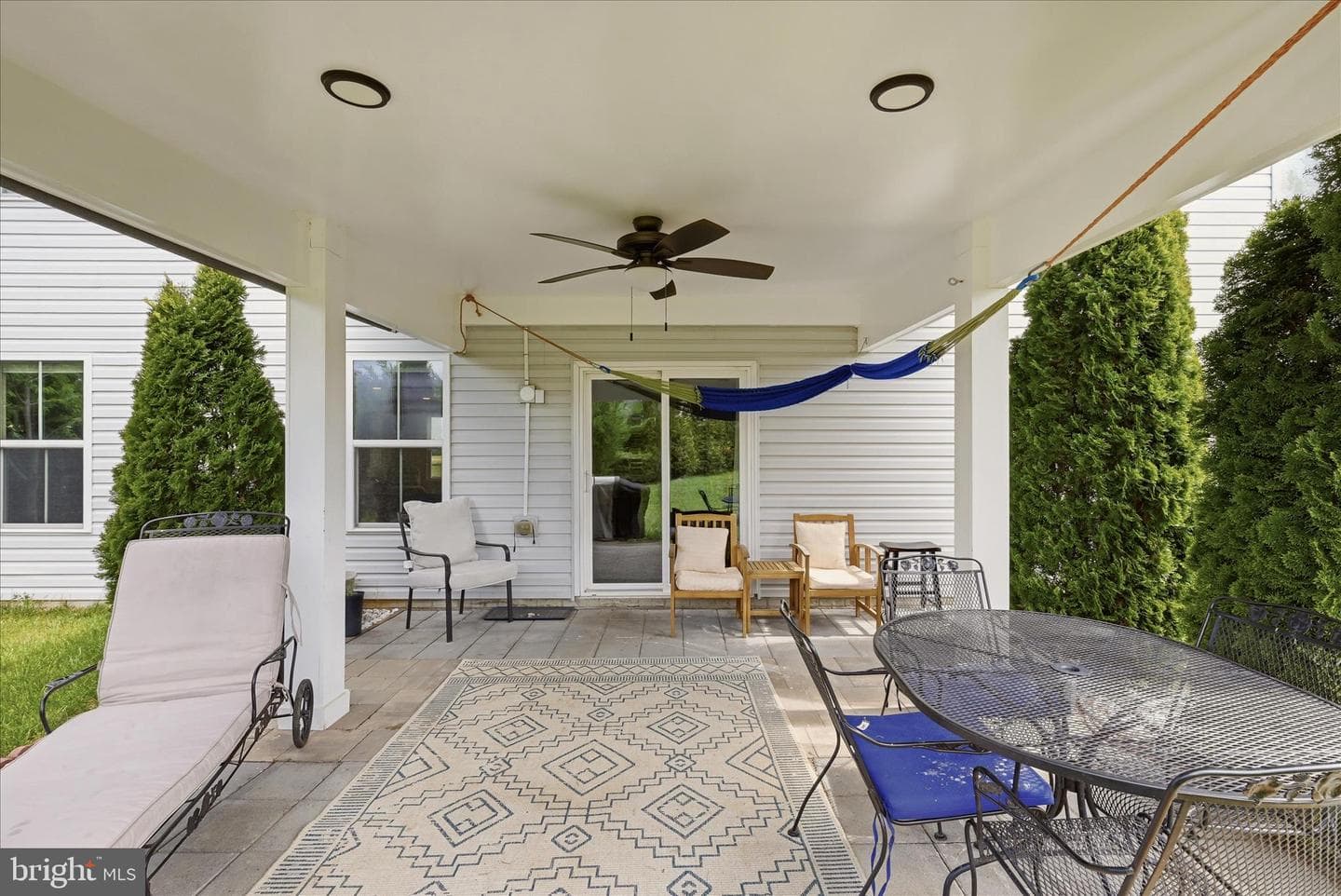 52 Shrewsbury Drive photo 3