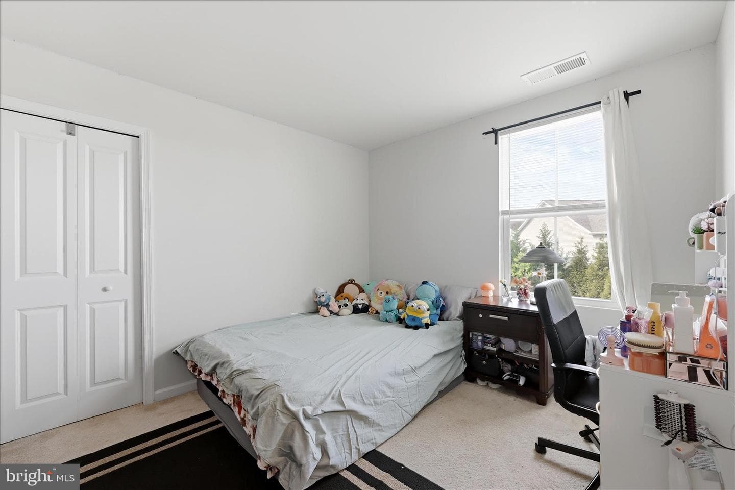 52 Shrewsbury Drive photo 33