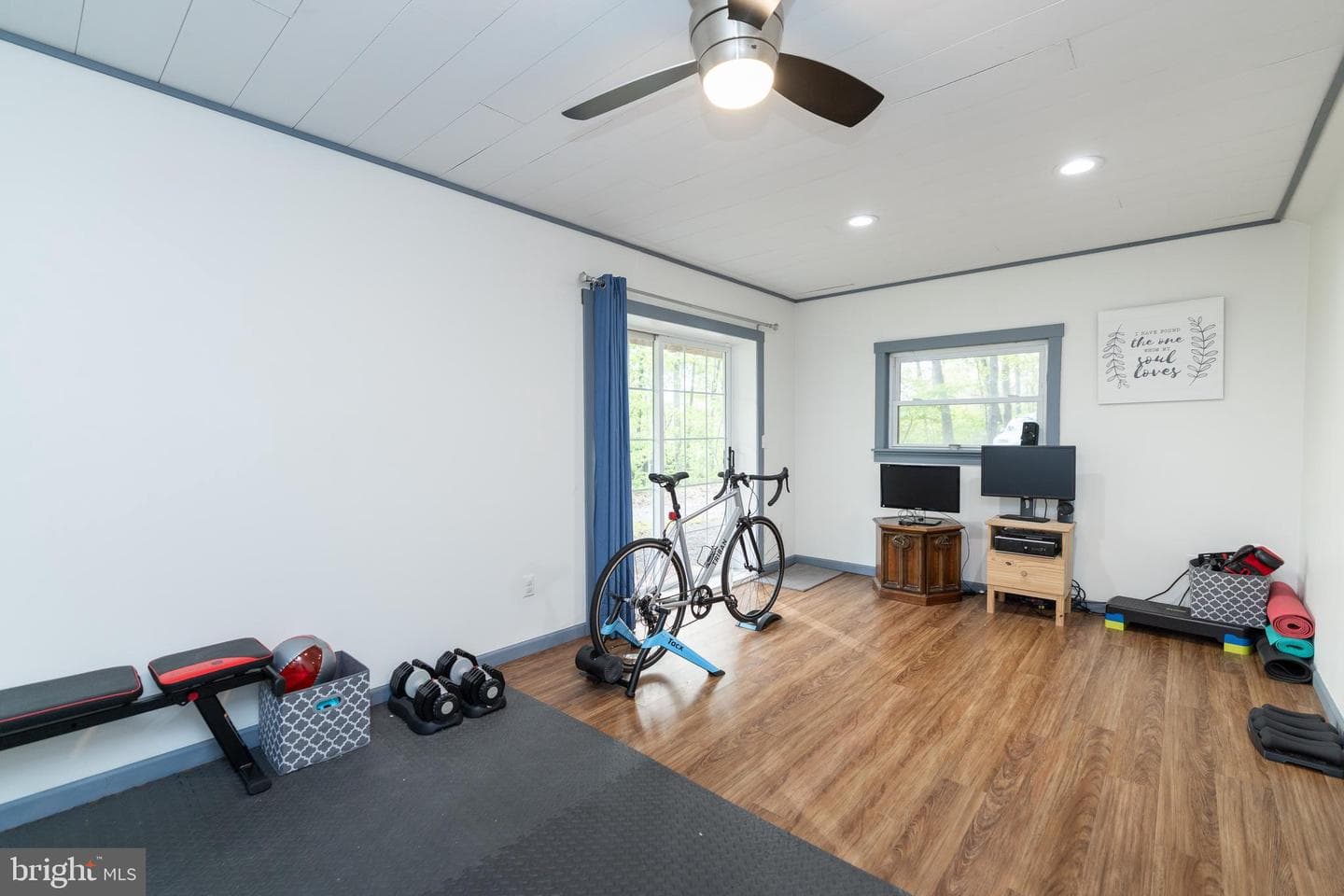 455 Huckleberry Drive photo 35