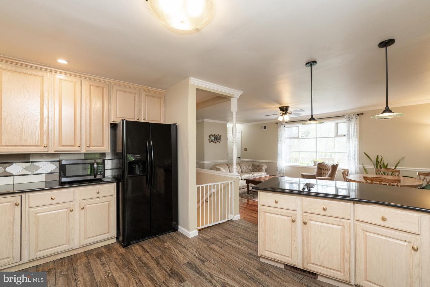 455 Huckleberry Drive photo 9