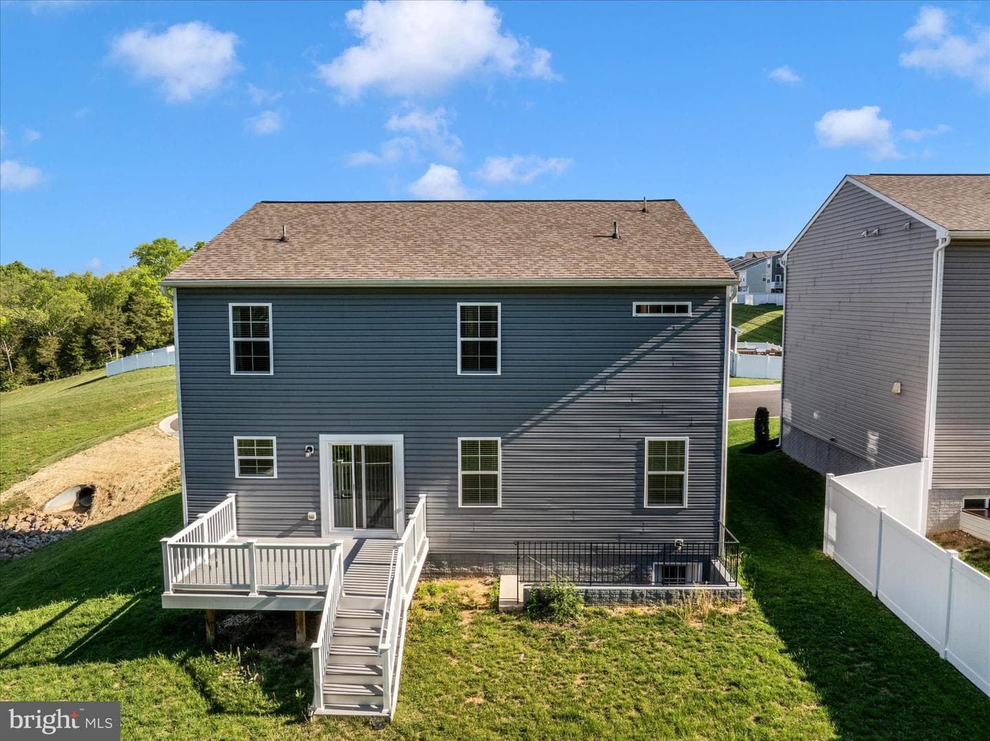 12 Belmont Place photo 54