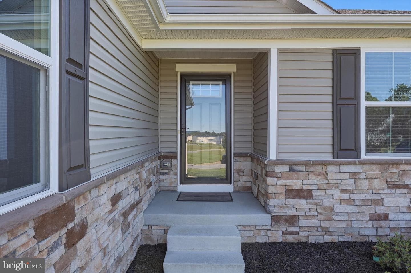 197 Ethan Circle photo 4