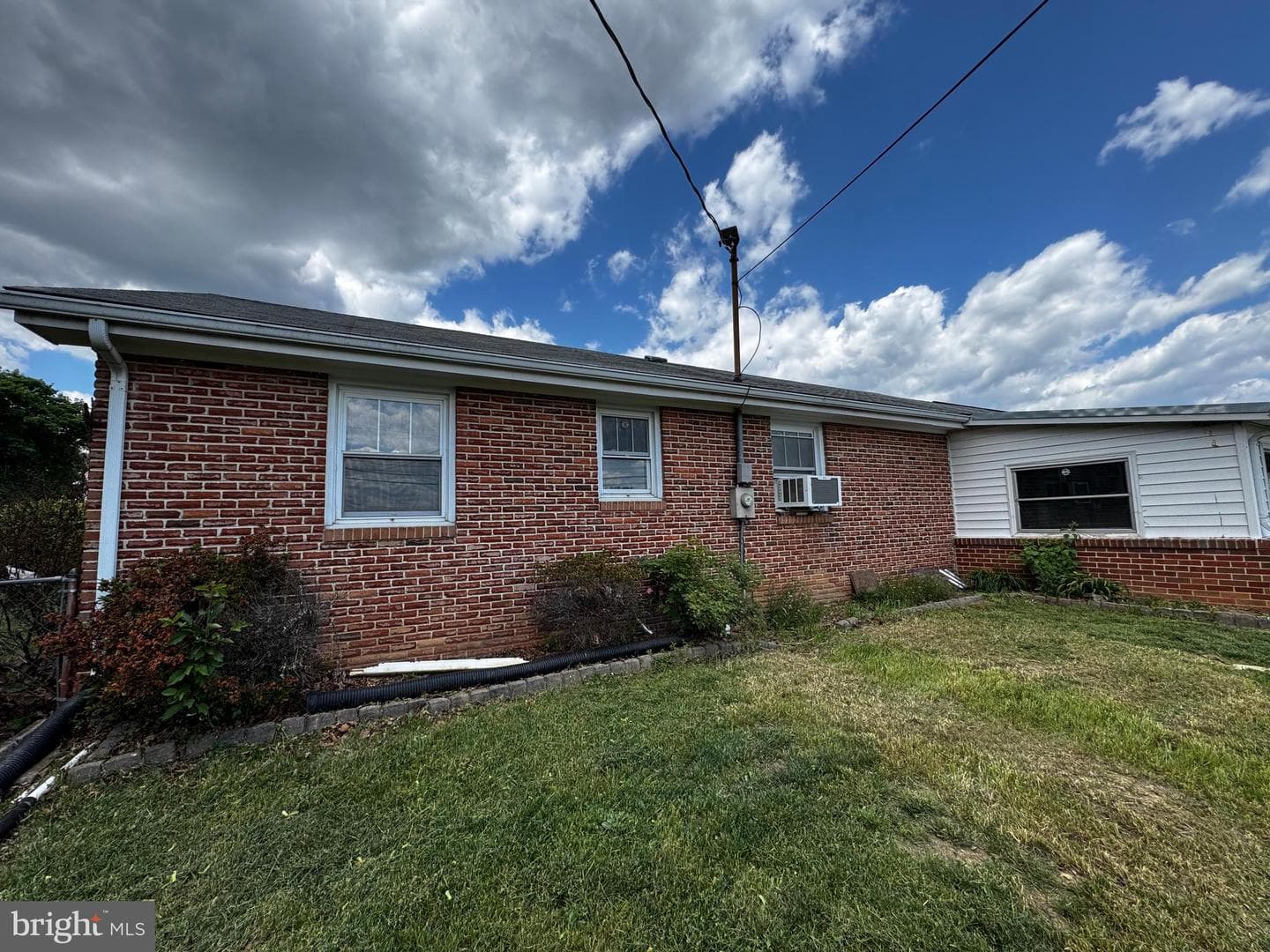 328 Richard Street photo 7