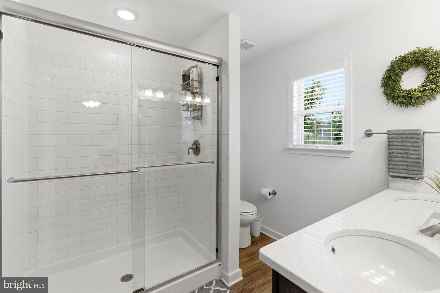 255 Quinella Court photo 18