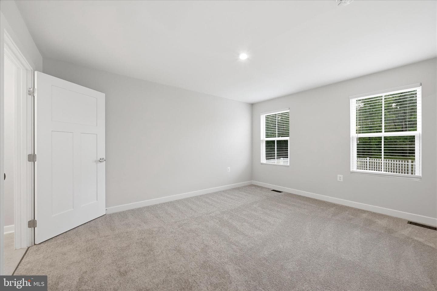 111 Hydro Road photo 22
