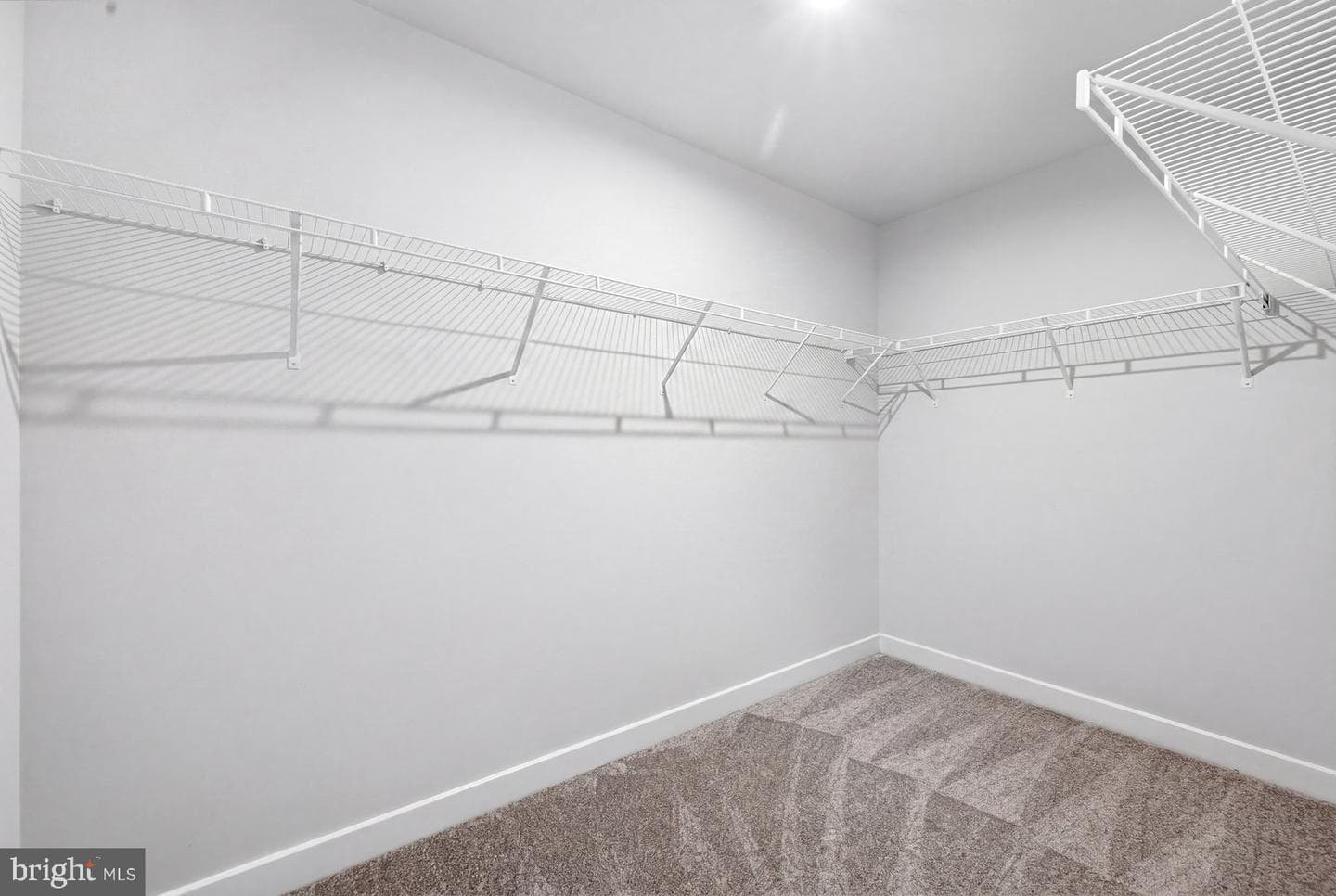 111 Hydro Road photo 24