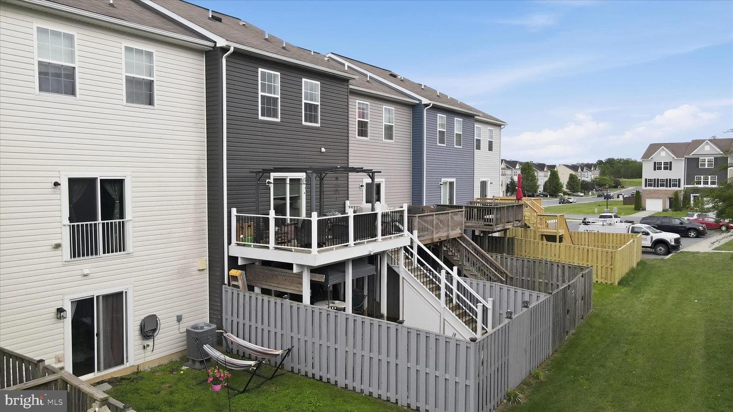 185 Magellan Drive photo 33