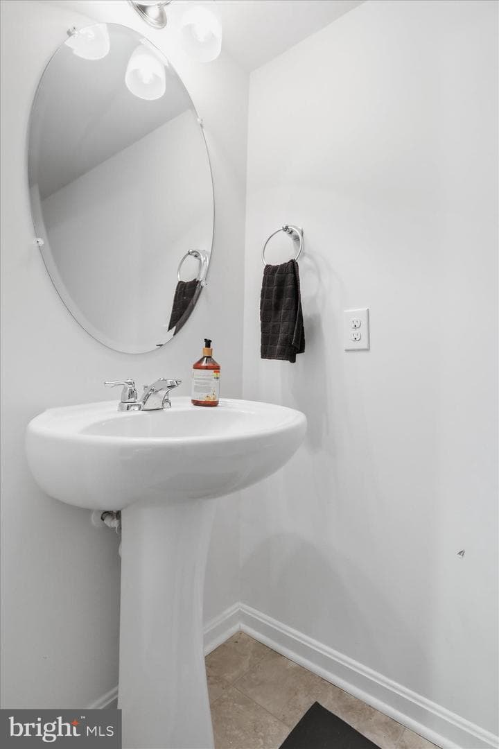 185 Magellan Drive photo 7