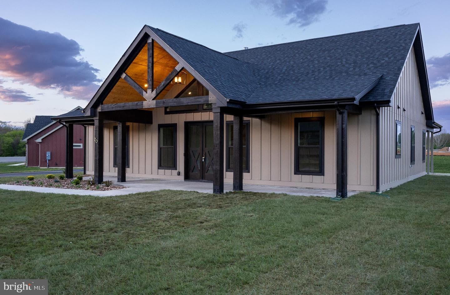 70 Midland Court photo 3
