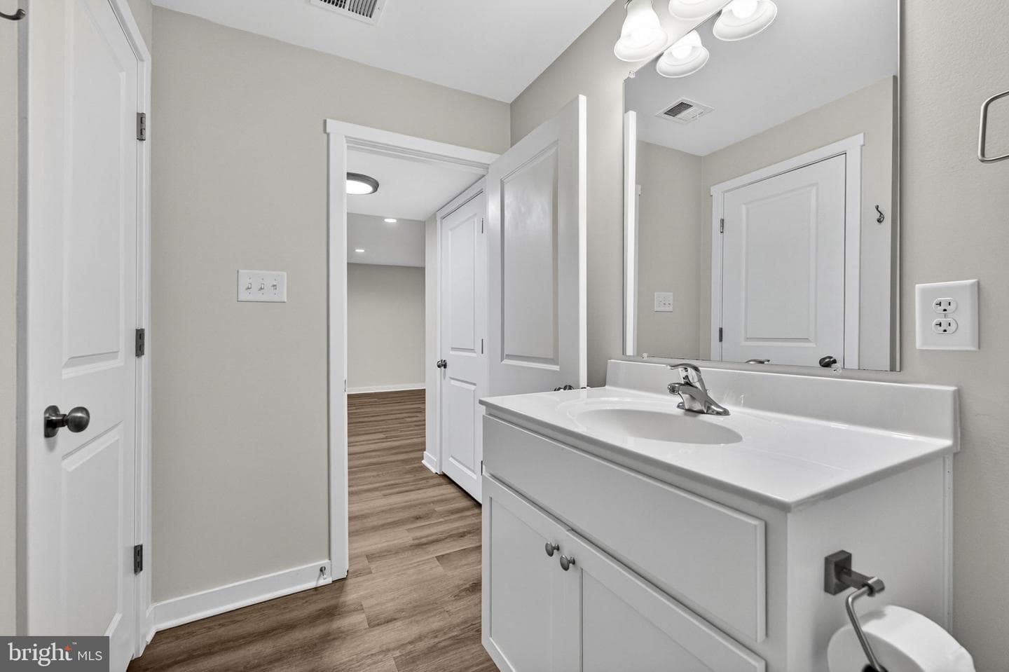 210 Lahaye Drive photo 51