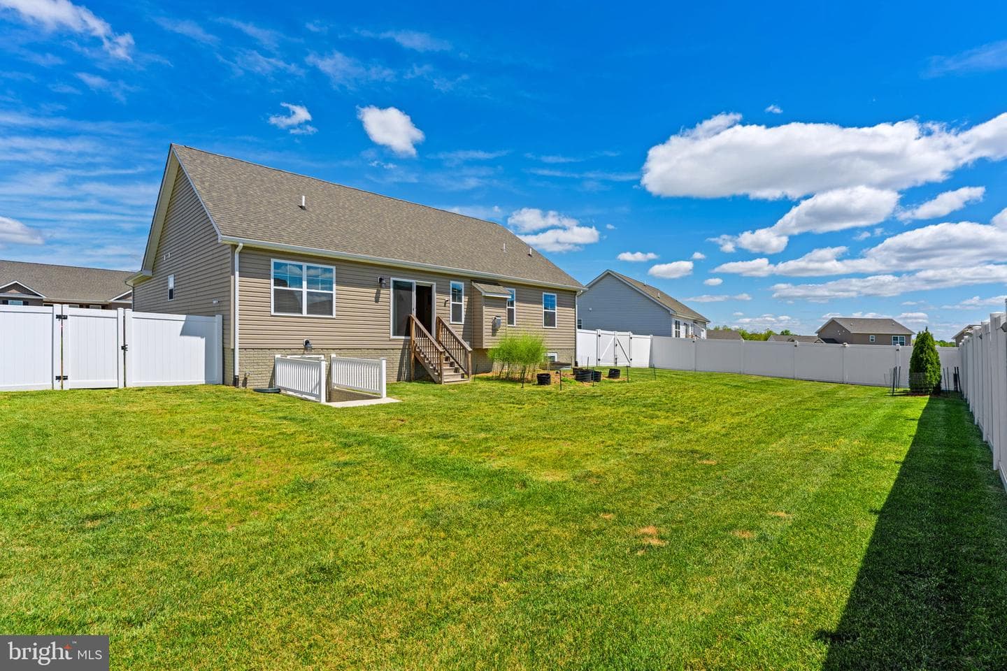 210 Lahaye Drive photo 57