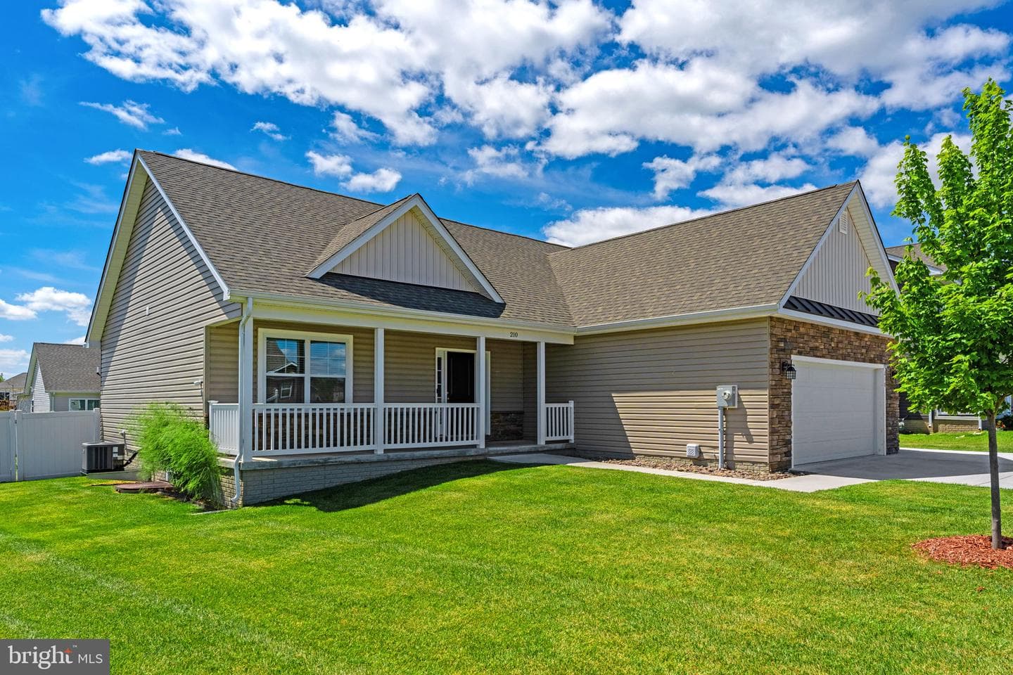210 Lahaye Drive photo 66