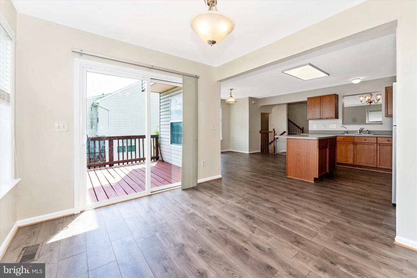 112 Raphael Court photo 17