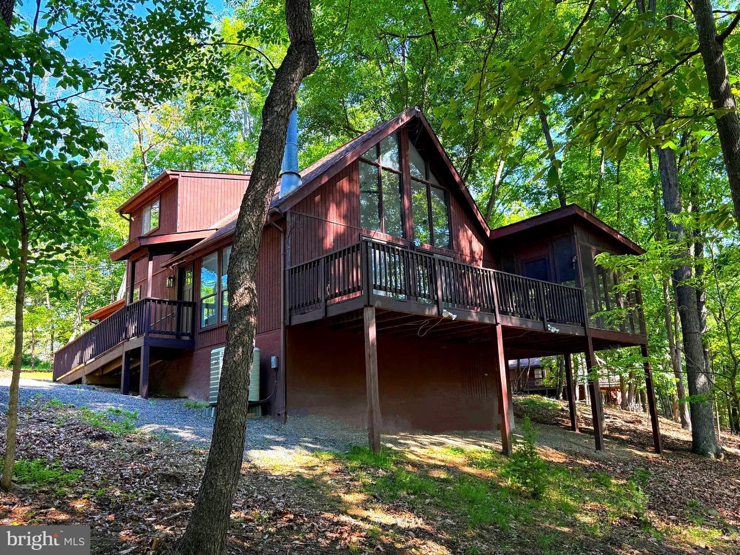 277 Endless Summer Rd, Hedgesville