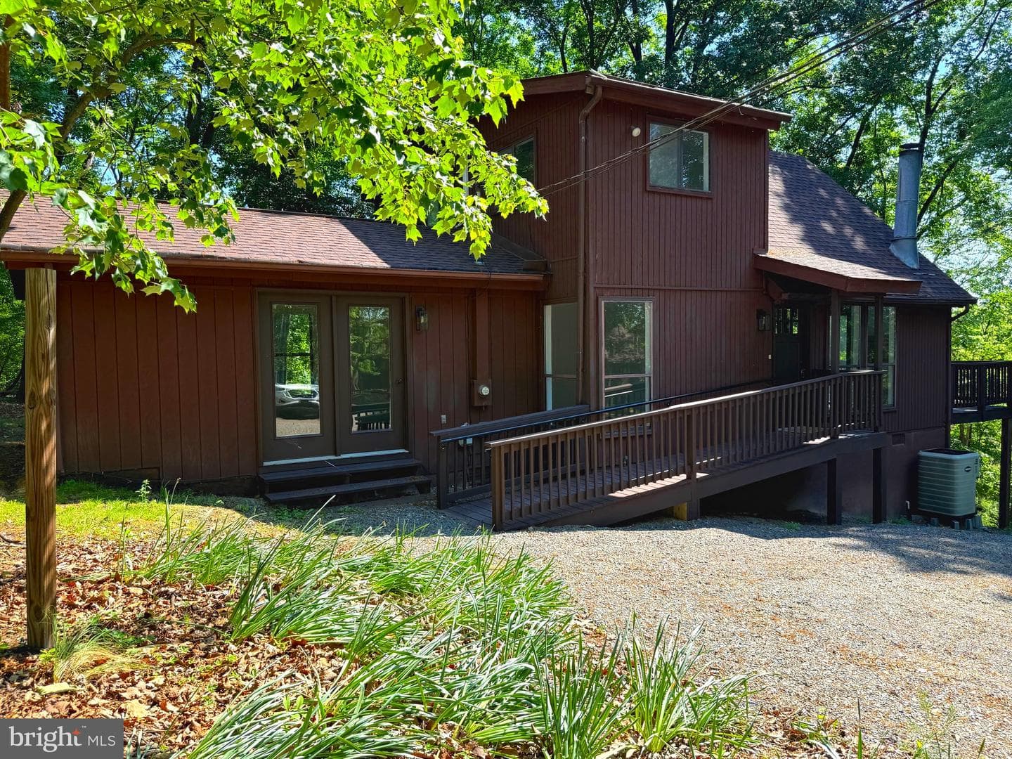 277 Endless Summer Rd, Hedgesville