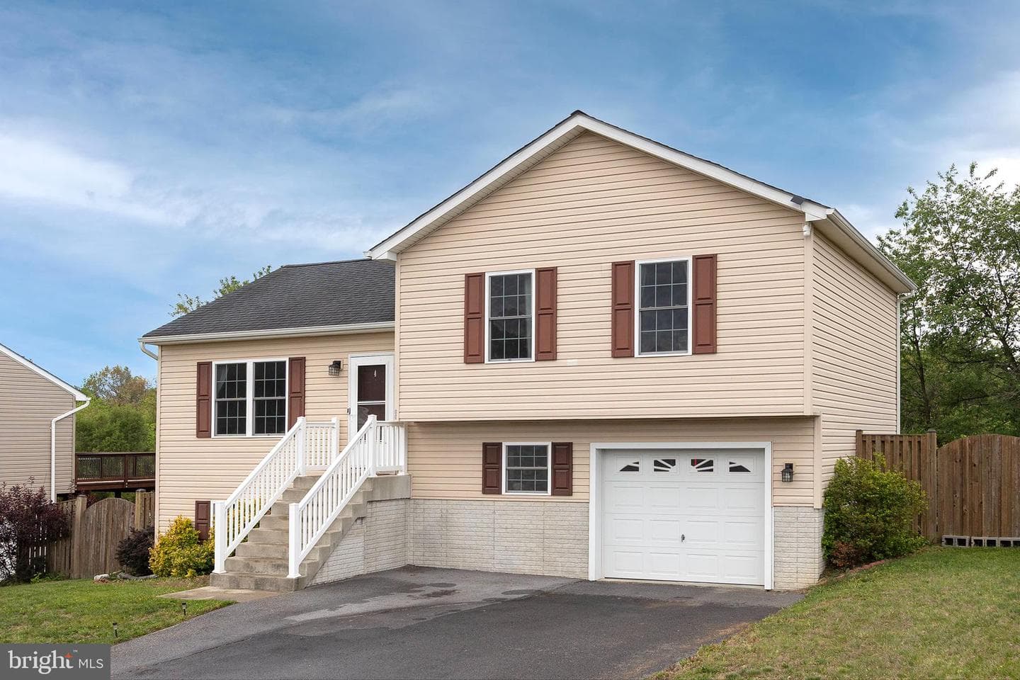 66 Mckinley Court photo 2