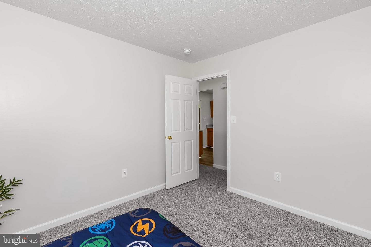 127 Thoreau Drive photo 15