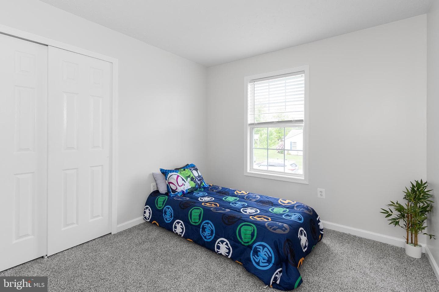 127 Thoreau Drive photo 16