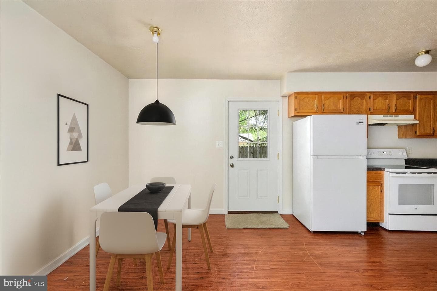 33 Dorothy Court photo 8