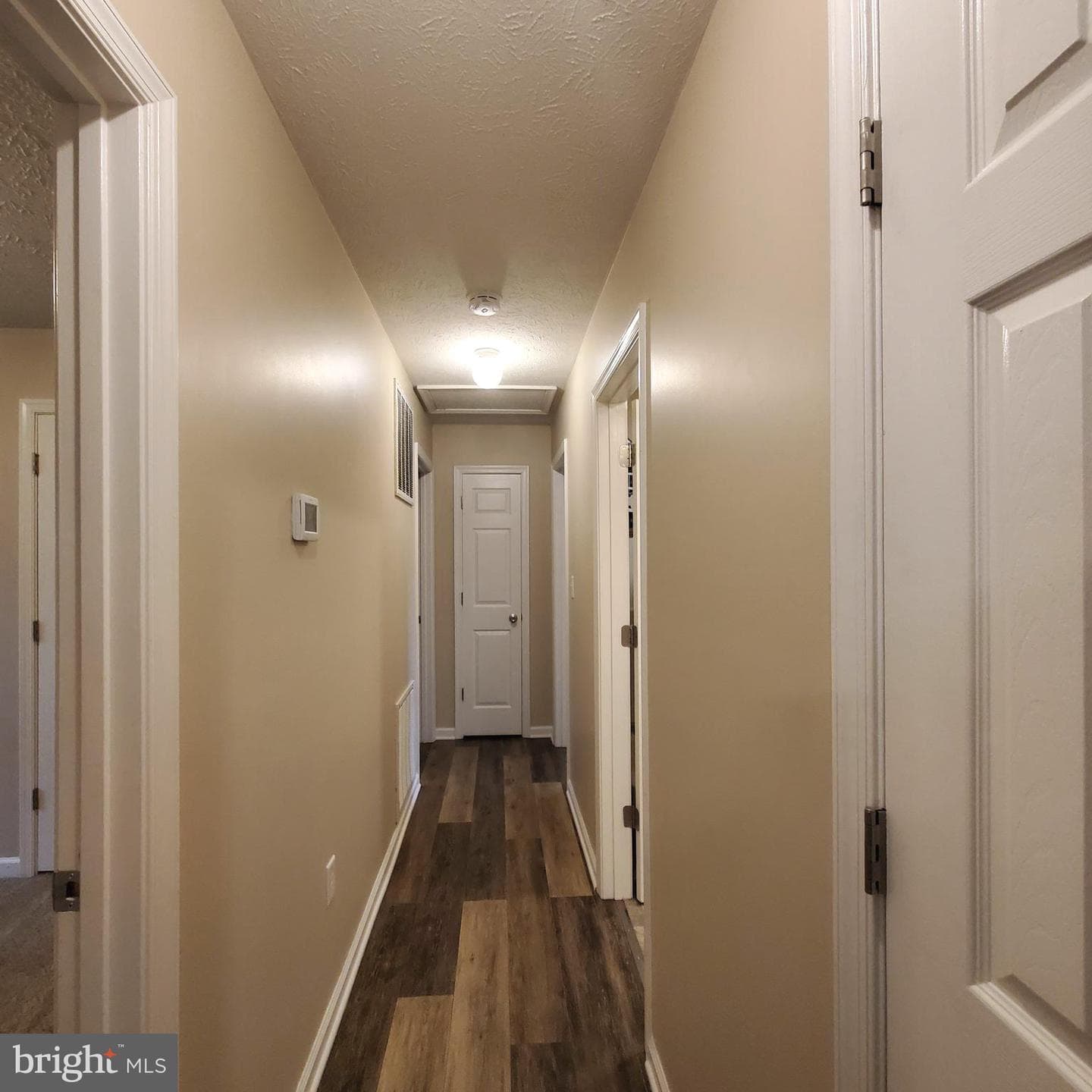 118 Strada Drive W photo 9