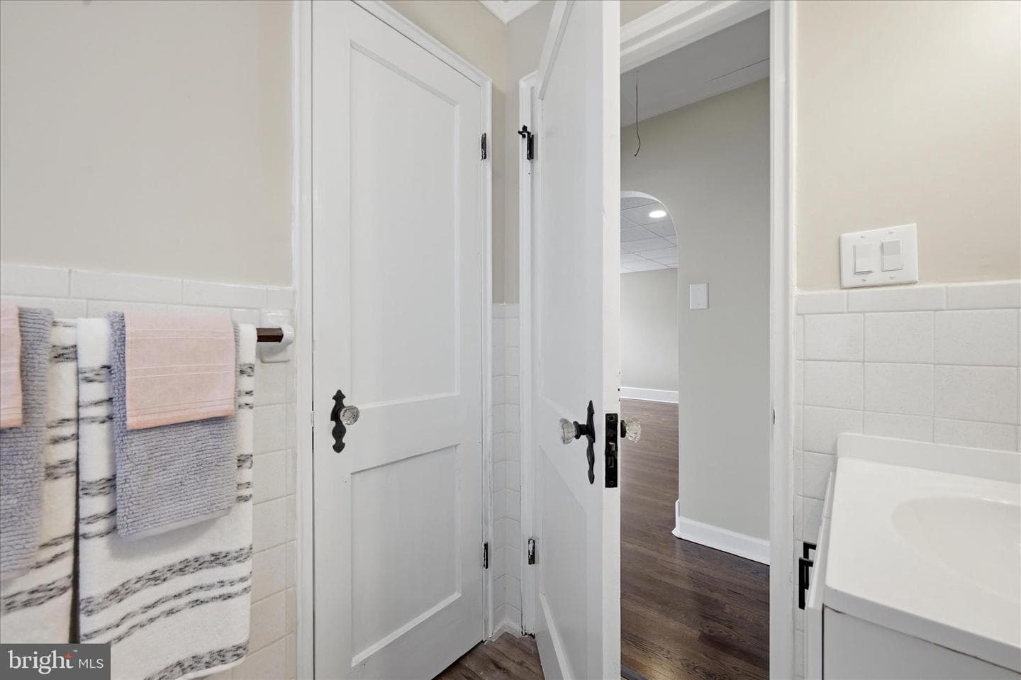 507 Wilson Street photo 17