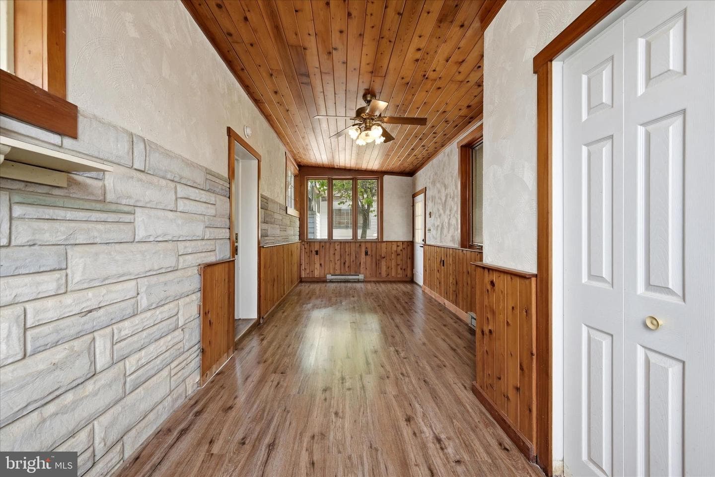507 Wilson Street photo 22