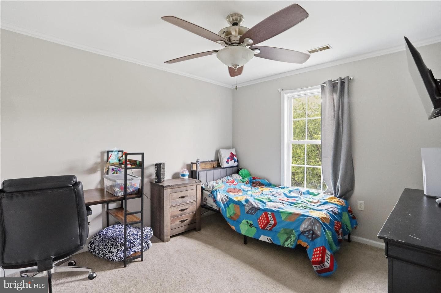 115 Jewels Court photo 27