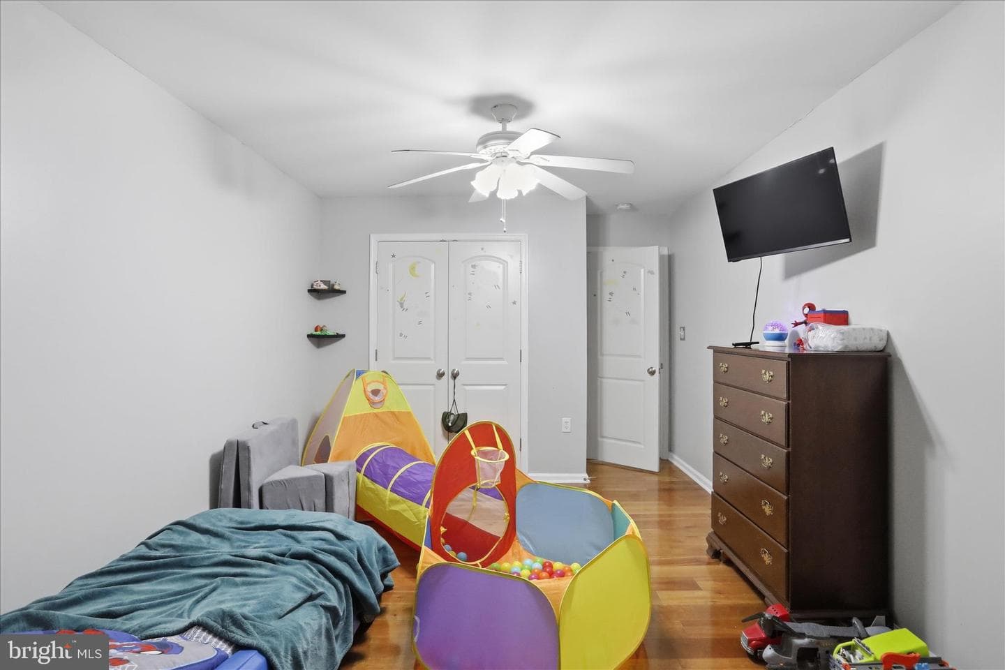 115 Jewels Court photo 30