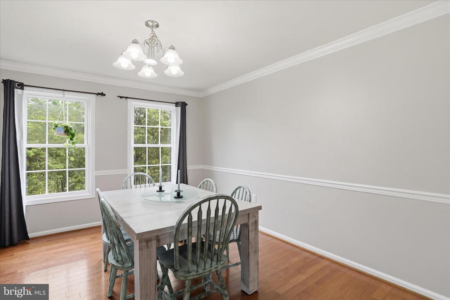 115 Jewels Court photo 5