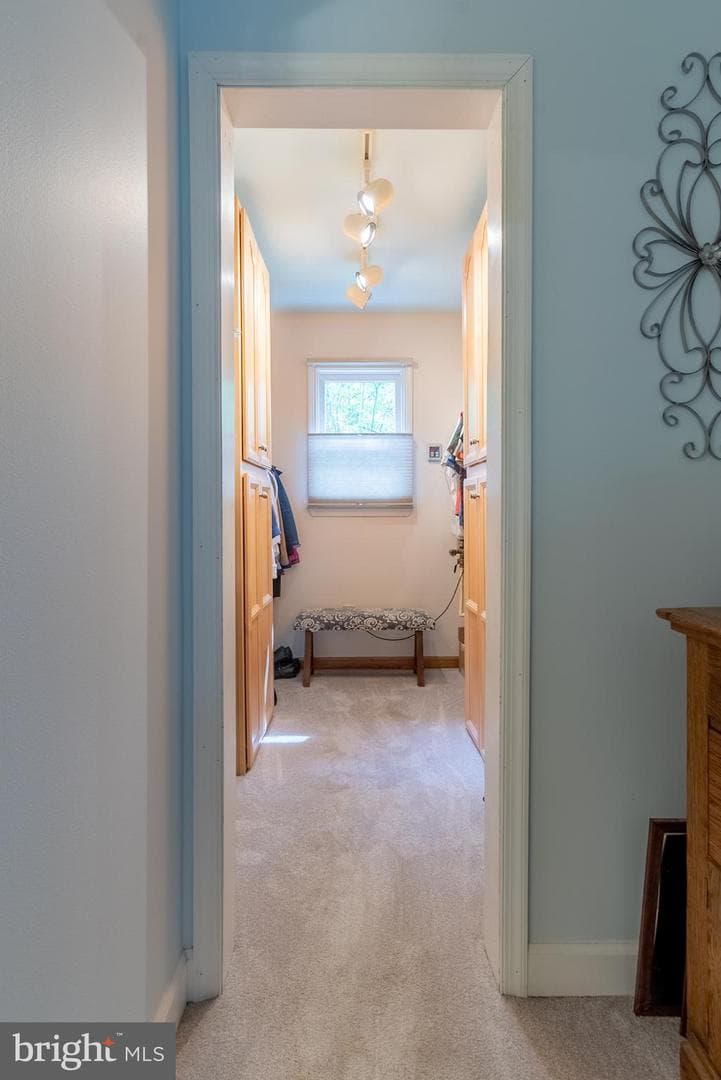 7647 Hedgesville Road photo 35