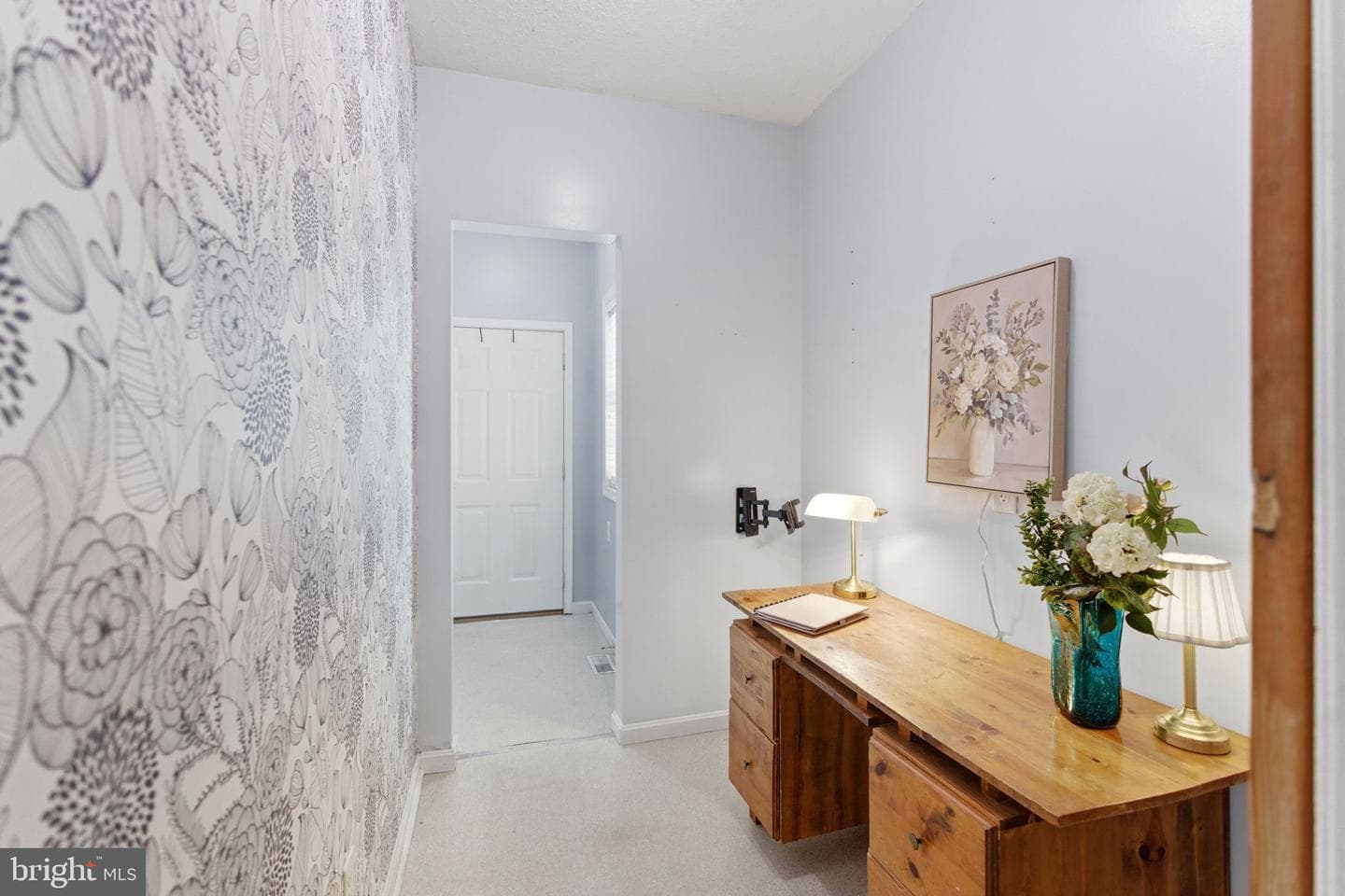 100 Capricorn Drive photo 24