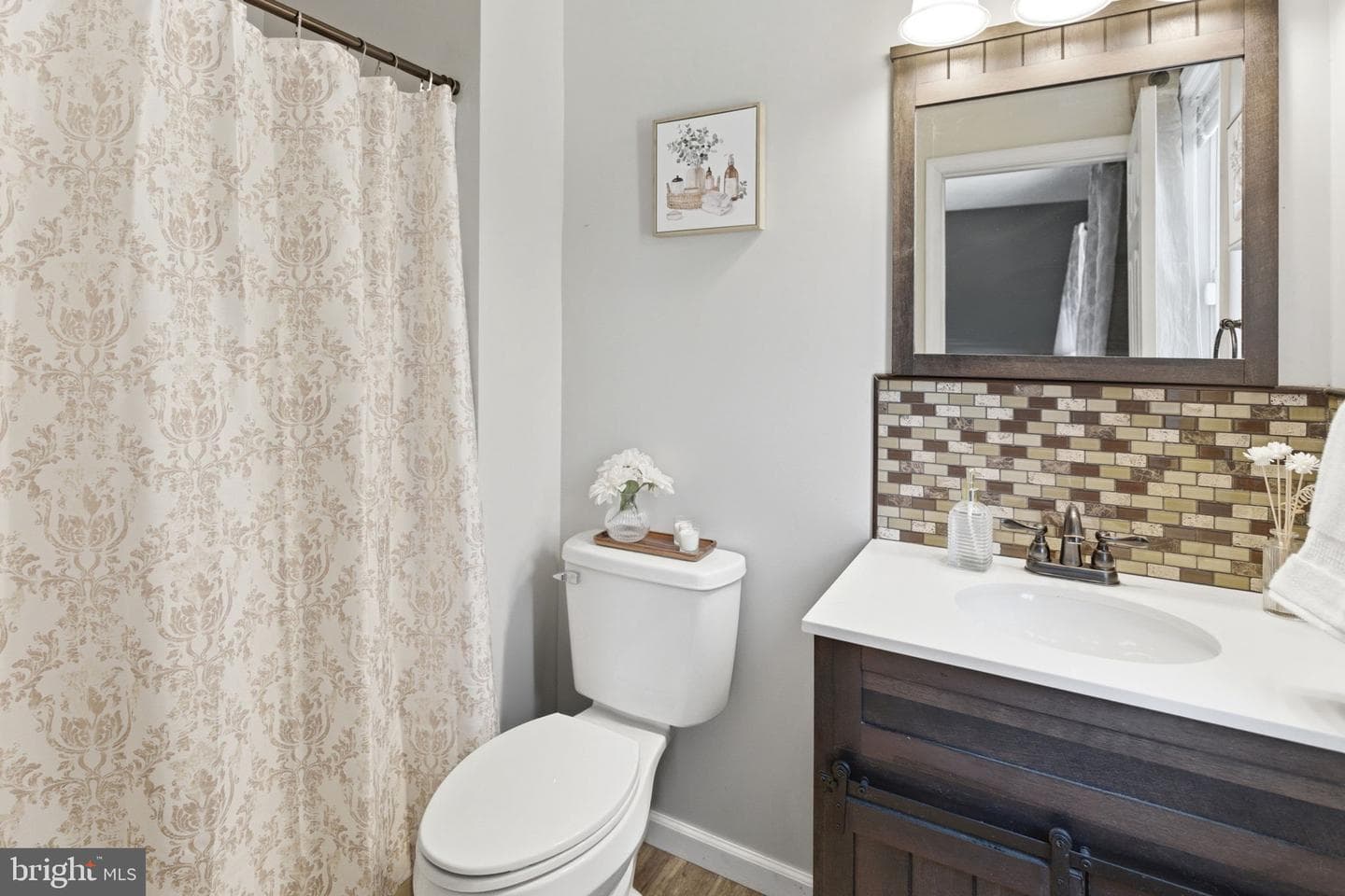 100 Capricorn Drive photo 31