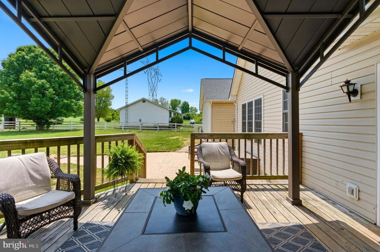 100 Capricorn Drive photo 56