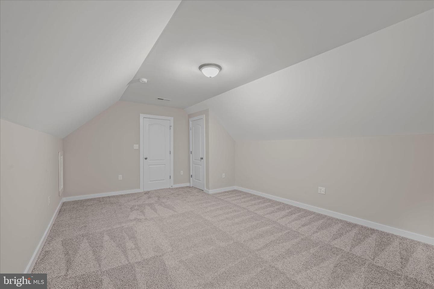 84 Huntsville Court photo 31