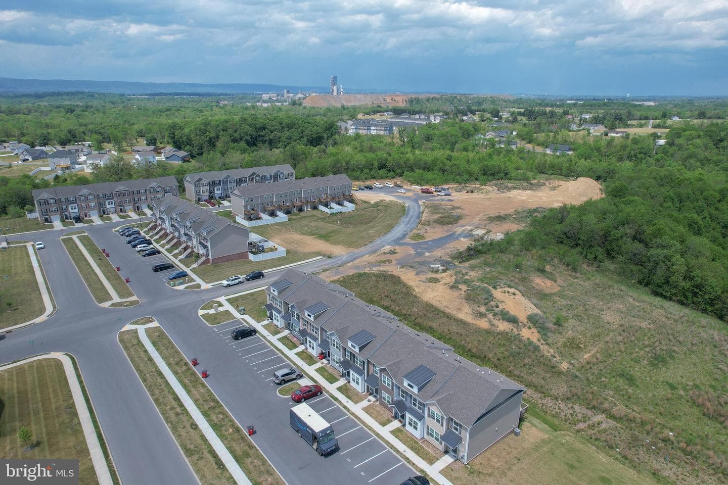 81 Heritage Hills Drive photo 34
